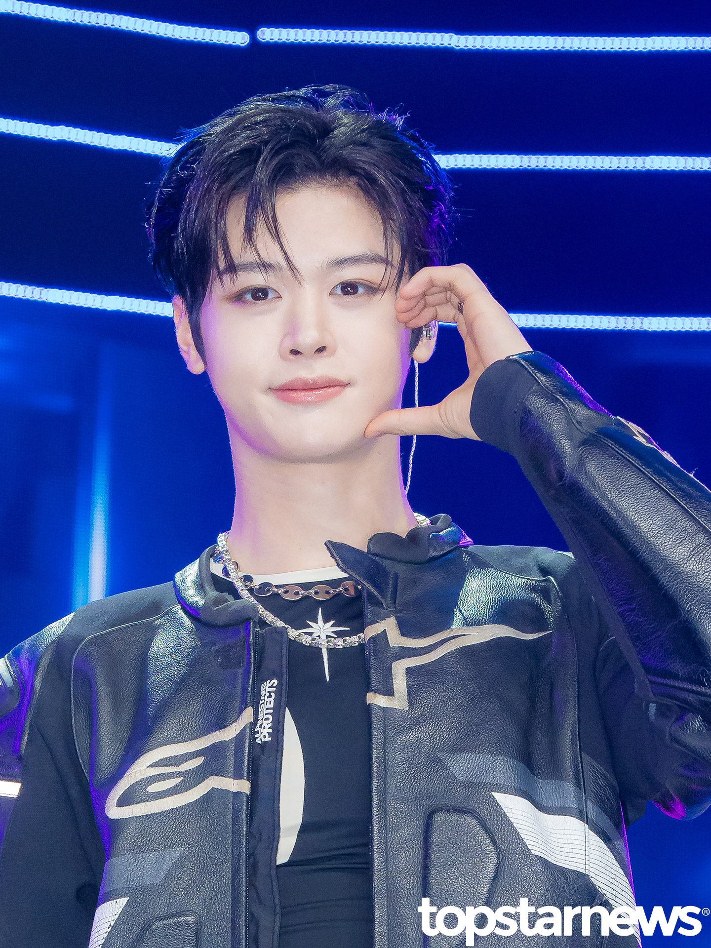 클로즈 유어 아이즈 마징시앙 / 톱스타뉴스 HD포토뱅크