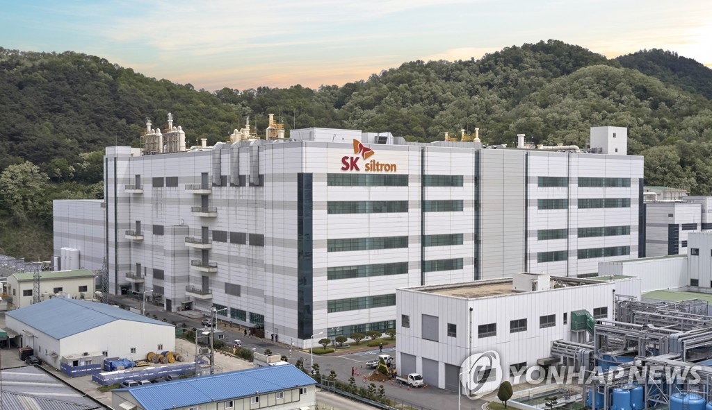 ‘SK실트론’ 3분기 영업이익 374억…웨이퍼 수요 정체에도 실적 선방