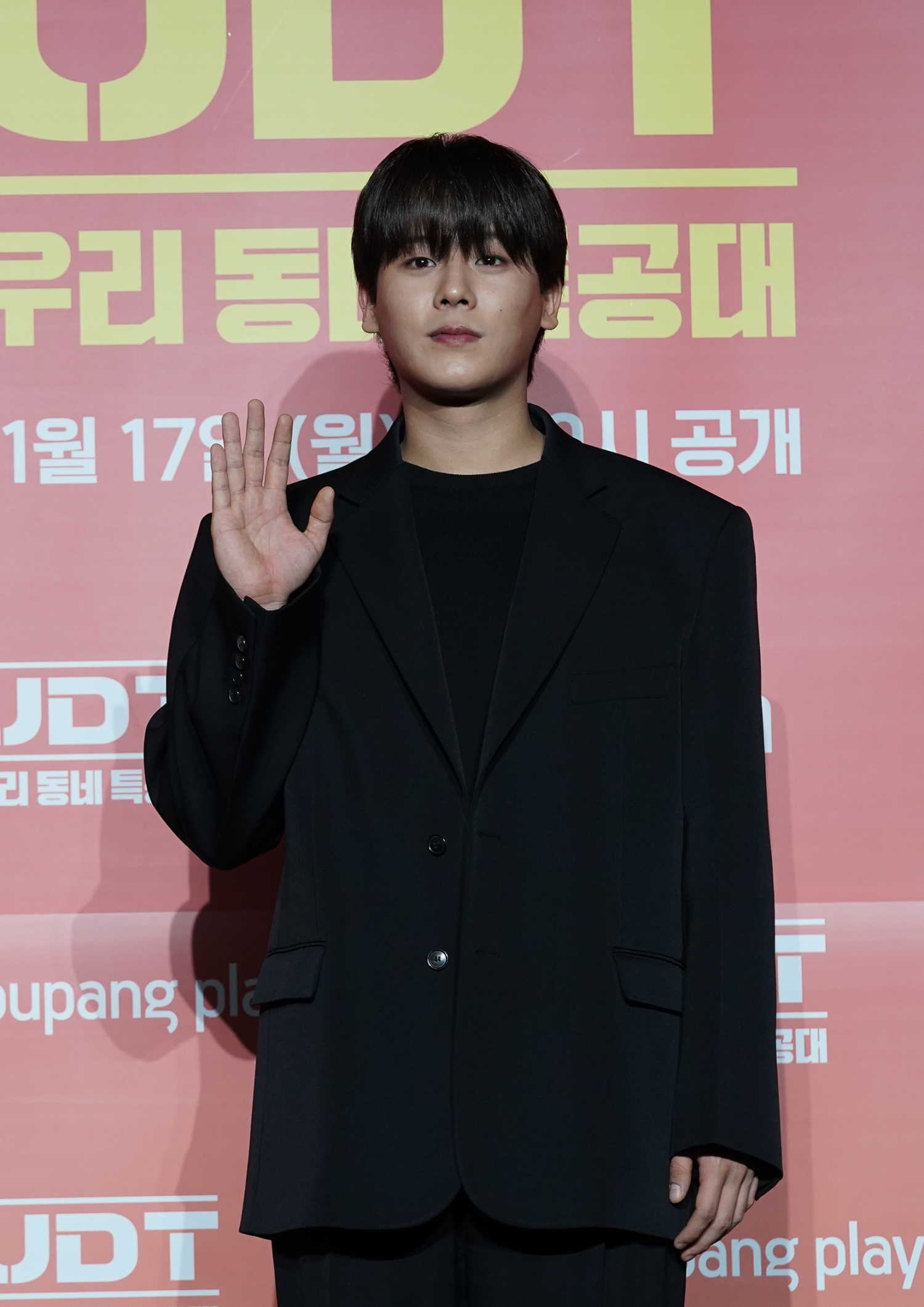 쿠팡플레이, 지니TV