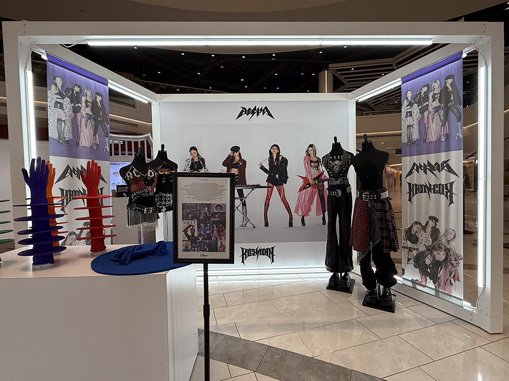 “에스팀 캣워크페스타”…뉴욕 한류박람회→K-패션 아카이브 새 이정표 / 에스팀