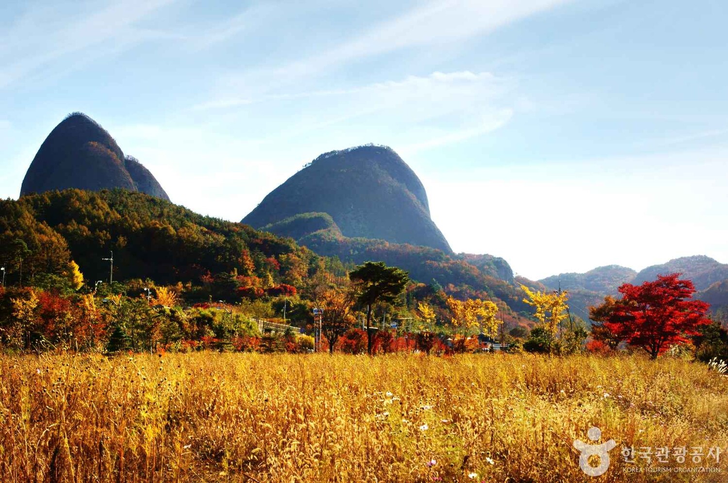 마이산 출처 : 한국관광공사 포토코리아 