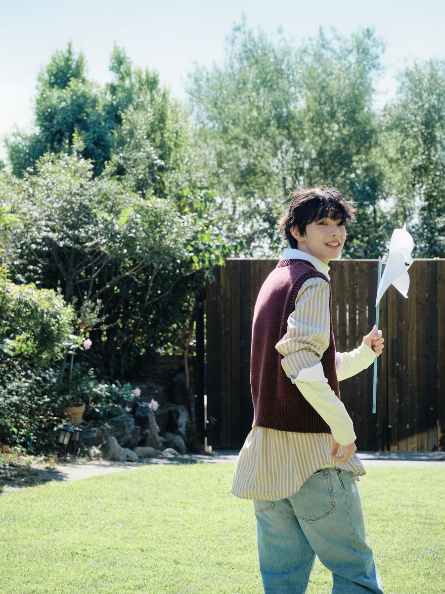 “12월 3일엔 가수, 20일엔 팬미팅”…최립우, 데뷔 전부터 티켓 올킬→슈퍼 루키 입증 / FNC엔터테인먼트