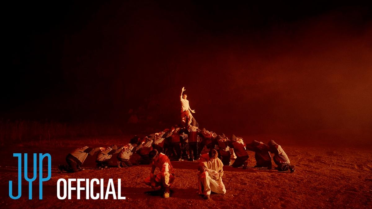 “폭풍을 가르며 질주한다”…NEXZ, ‘Legacy’ 메가 크루 퍼포먼스→차세대 무대 맛집 증명 / JYP엔터테인먼트