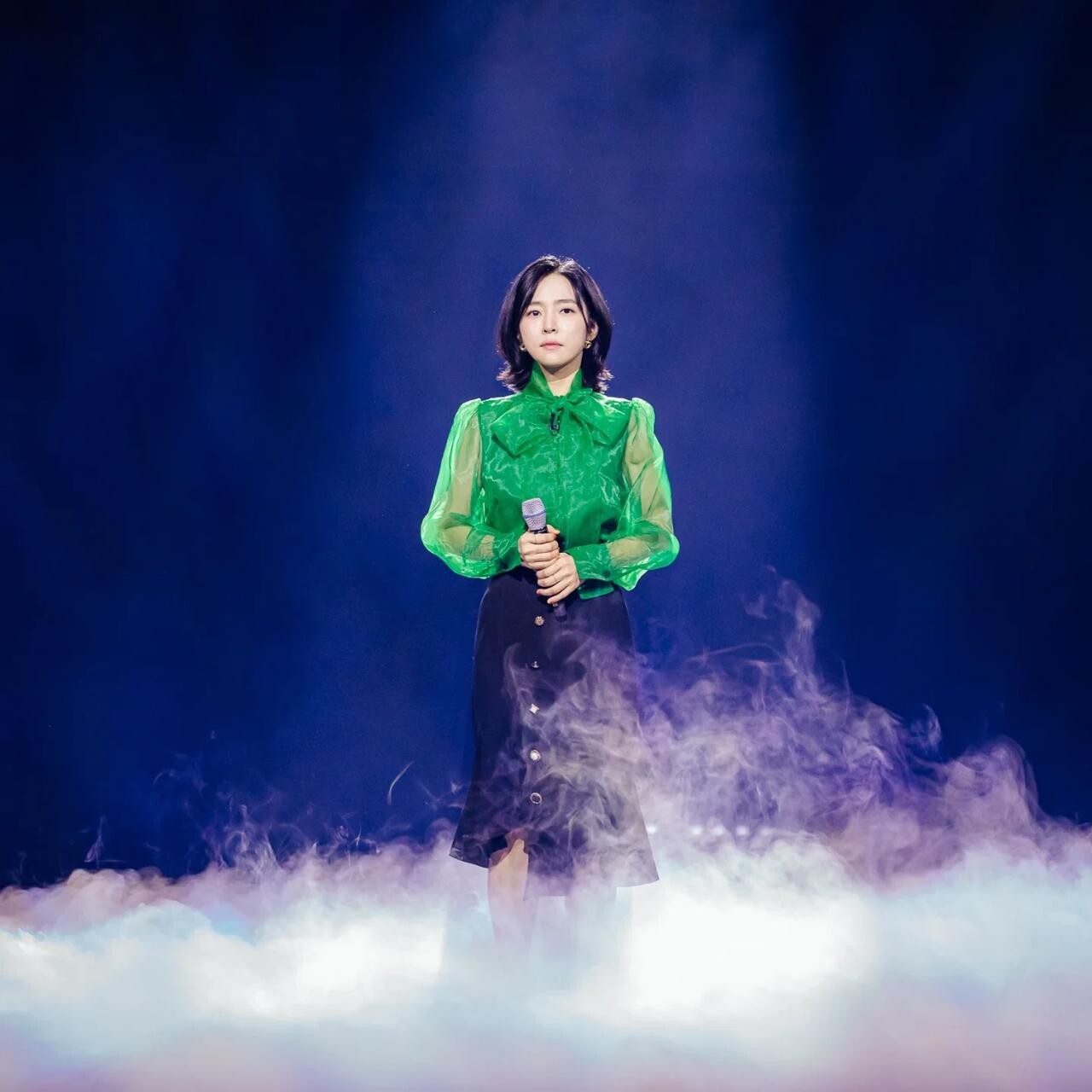 홍자 무대 사진(인스타그램 게시물 기반 보도 이미지)