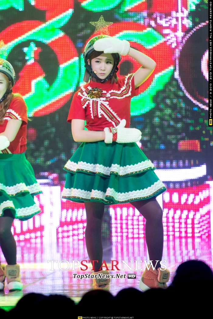 [HD포토] 크레용팝(Crayon Pop) 초아, ‘머리 막기’ (엠카운트다운) 김현우 기자 톱스타뉴스