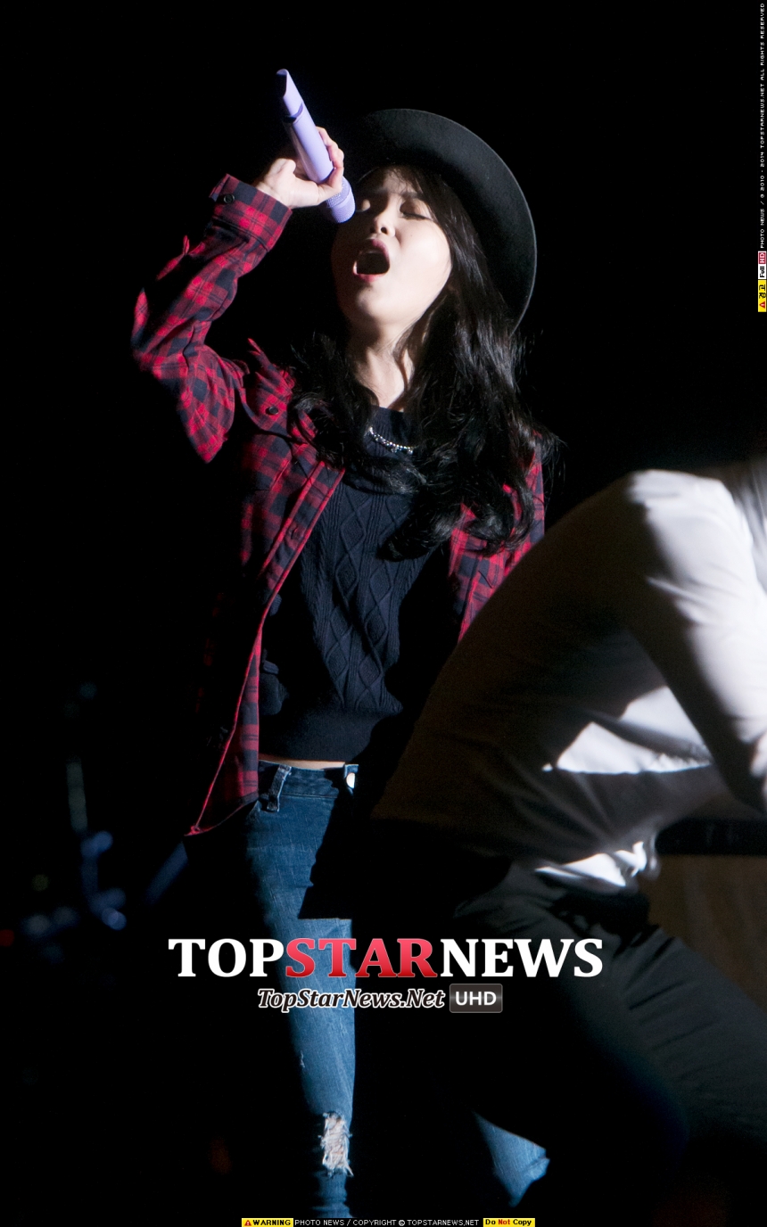 단독] 아이유(IU), 신곡 스포일러(?) 보이스리플 화제 - 김명수 기자 - 톱스타뉴스 - 엔터/가요/단독