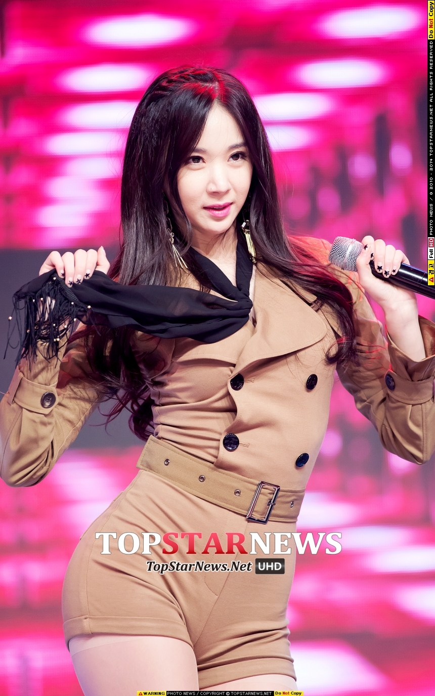 나인뮤지스스타킹밴드 HD포토] 나인뮤지스(9muses) 이유애린, '스타킹보다 짧은 초미니 핫팬츠' - 최규석 기자 - 톱스타뉴스 - 엔터/가요
