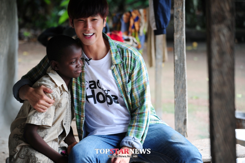 유노윤호 / 국제구호단체 기아대책 홍보팀