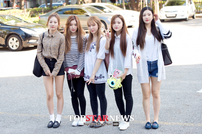 레드벨벳(Red Velvet) / 블랙마틴싯봉(black martine sitbon)