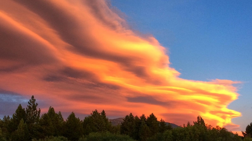 Rolling clouds in Lake Tahoe / Christopher LeBoa, San Leandro, CA,NOAA,BBC