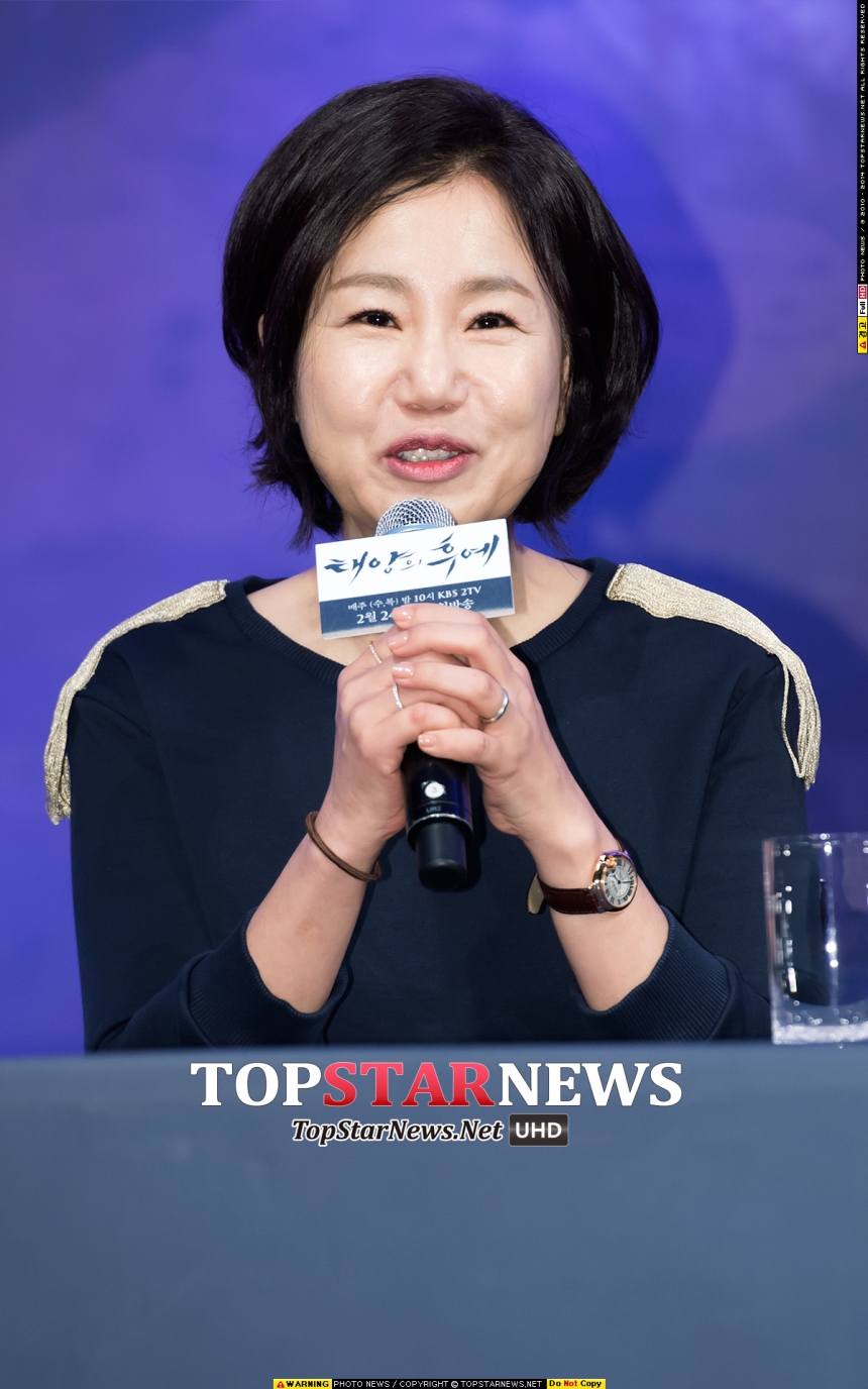 ‘태양의 후예’ 김은숙 작가 / 톱스타뉴스 김민정 기자