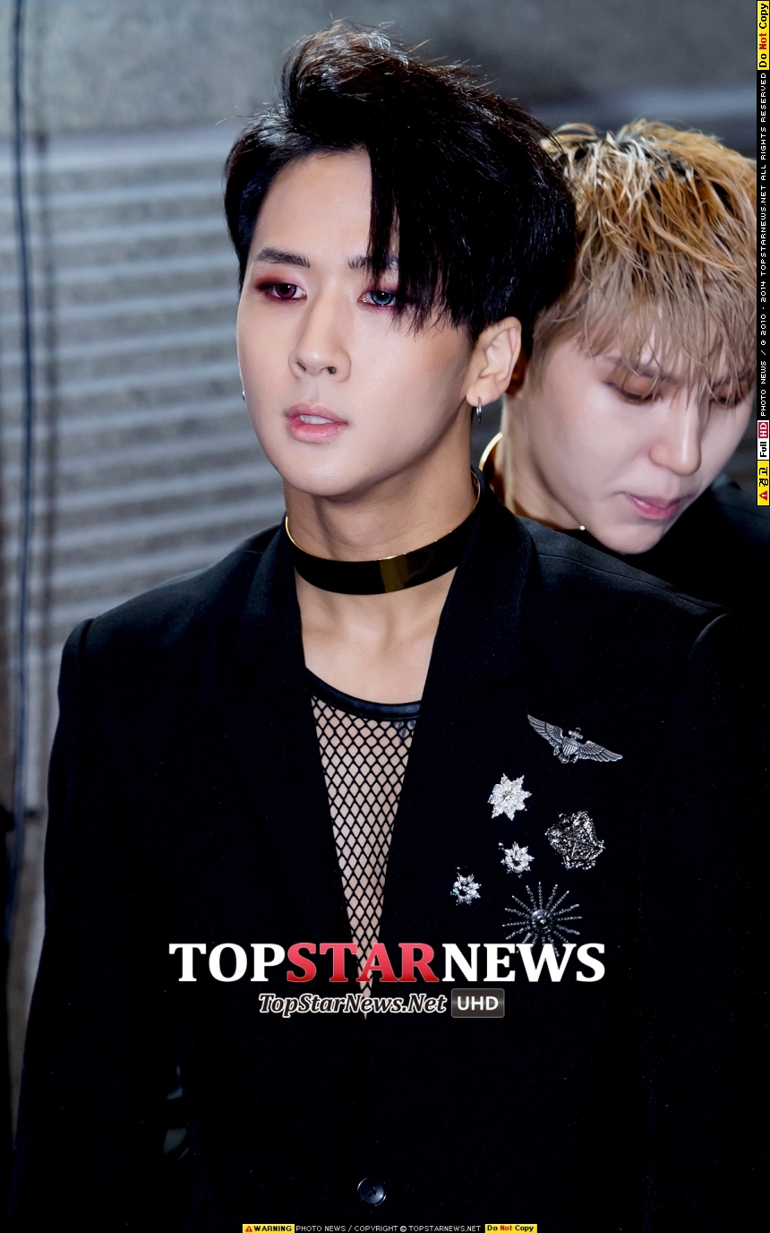 1221(vixx) 9511 / 5421538721 55570059