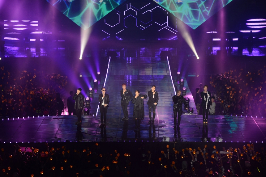 [종합] ‘BLOCK B 2016 LIVE BLOCKBUSTER’ 블락비(Block B), 꿈의 무대에서 펼쳐진 ‘강렬한 무대 ...