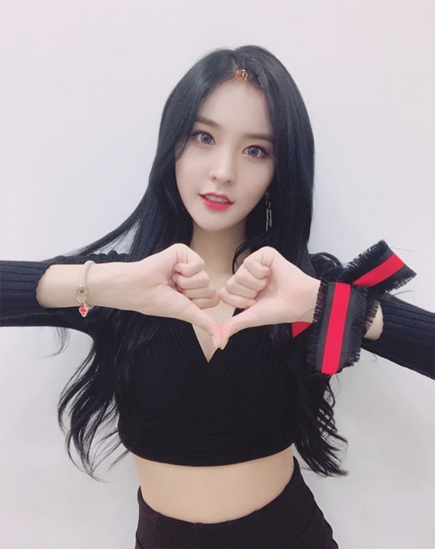 소나무(SONAMOO) 나현 / 소나무(SONAMOO) 인스타그램