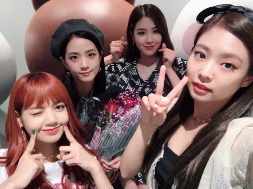 블랙핑크(BLACKPINK)/YG ENT