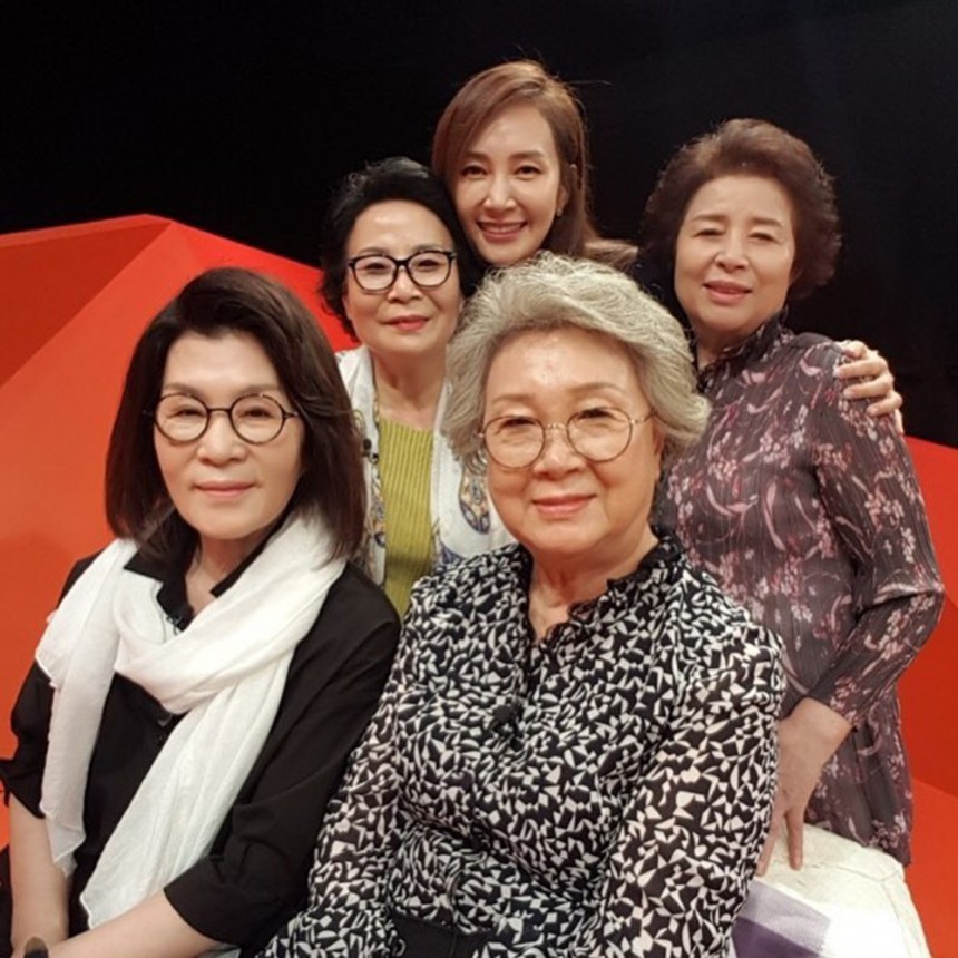 김건모-이상민-토니안-박수홍 어머니들-채시라 / 채시라 인스타그램