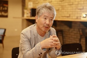 최백호 "EDM팝 처음 접한 장르라 힘들어도 뿌듯…도전이 원동력"