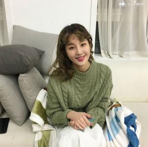 [근황] 박보람, 사랑스러운 일상 공개… “이쁜척 하느라 #애쓰지마요”