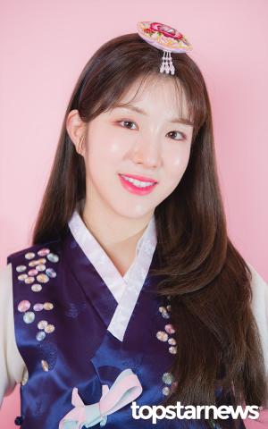 [HD포토] 라붐(LABOUM) 지엔, ‘라떼 향한 꽃미소’ (한복인터뷰)