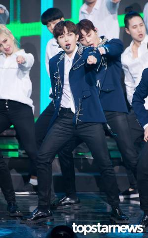 [HD포토] 워너원(Wanna One) 김재환, ‘파워풀 카리스마 째니’  (가온차트)