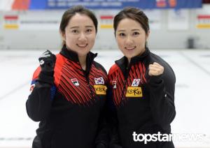 여자 컬링 선수 김영미·김경애 자매, 헷갈릴 정도로 닮은 외모에 ‘쌍둥이 설?’