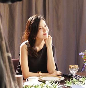김하늘, 아름다운 그의 일상 모습…‘분위기 여신’