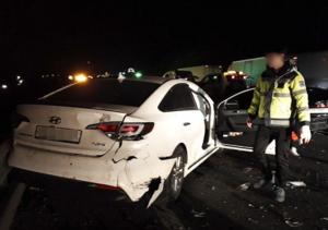 충북 청주시 경부고속도로서 5중 추돌사고…2명 사망 8명 부상