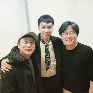 ‘궁합’ 이승기, 촬영장 응원 온 이수근X나PD와 다정한 사진 공개