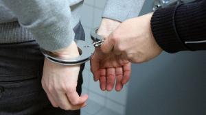 [토픽] 미국에 200t 코카인 뿌린 남미 두목 ‘워싱턴 이디슨 프라두’, 체포돼 미국에 인도