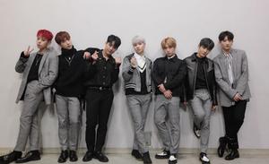 [근황] 레인즈(RAINZ), 본방사수 독려샷 공개…“레인즈와 함께해요”