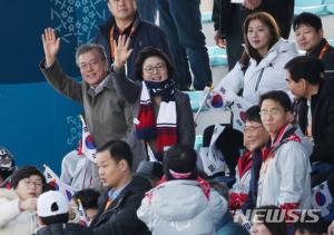 문재인 대통령, 평창 패럴림픽 첫 관람…“최선을 다하는 모습이 감동”