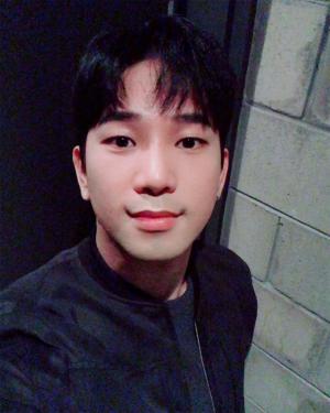 [근황] ‘아프리카tv’ BJ 엠블랙 지오, 시청자 끌어모으는 비법은 ‘미소?’ “조심히 오세요!”