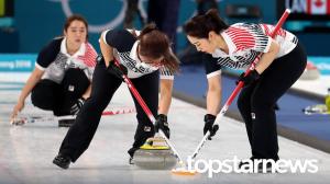 여자 컬링, 세계선수권…또 한 번 붙은 한국과 스웨덴 ‘승승장구 컬벤져스’