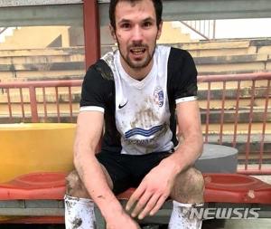 크로아티아 축구선수 브루노 보반, 경기도중 가슴에 볼 맞고 사망