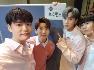 ‘엠카운트다운’ 브로맨스(VROMANCE), 대기실 인증샷 눈길…’오 나의 계절’ 최초공개