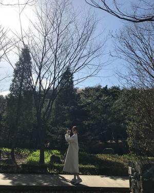 [근황] ‘같이 살래요’ 한지혜, 남산공원서 여유로운 일상 공개 “서울 하늘이 이렇게 맑을 수가”