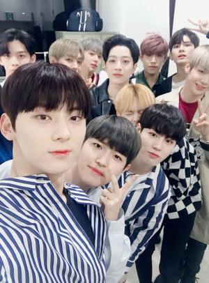 워너원(Wanna One) 포토에세이 판매, 강다니엘 부터 라이관린까지…‘기대만발’