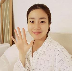 [근황] 강소라, 청초한 일상 공개…‘아름다워’