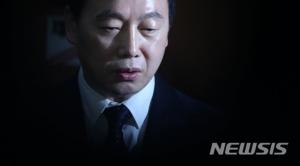 ‘성추행 의혹’ 정봉주, 내일 경찰에 피의자 신분으로 조사…‘눈길’