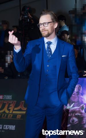 [HD포토] 톰 히들스턴(Tom Hiddleston), ‘하트 이렇게 하는 거 맞죠?’ (어벤져스 인피니티 워)