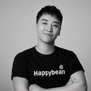 빅뱅(BIGBANG) 승리, ‘해피빈’ 티셔츠 입고 캠페인 동참해 “우리 승리 마음씨두 착해”