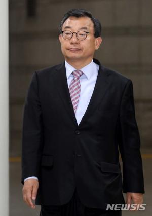 김시곤, “이정현 의원, 세월호 보도개입 이어 ‘윤창중 성추문’ 보도자제 부탁까지 했다”