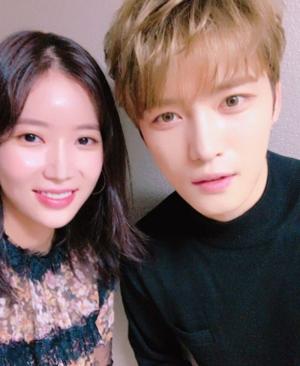 ‘로맨스패키지’ 임수향, 과거 JYJ 김재중과 함께 다정한 셀카…‘훈훈’