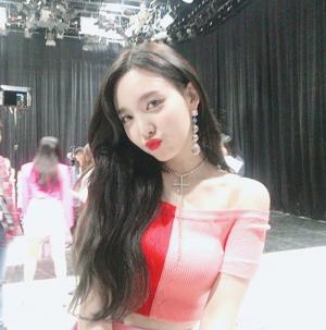 “귀여운 Chu~♡”…트와이스(TWICE) 나연, 러블리한 셀카