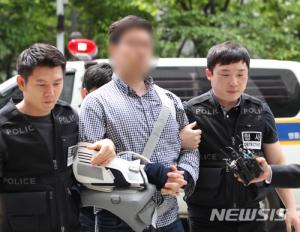 자유한국당 김성태 폭행범 구속, 취재진 “자유한국당원인가” 묻자 대답하지 않아