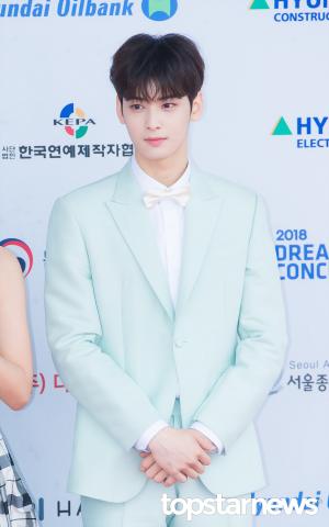 [HD포토] 아스트로(ASTRO) 차은우, ‘얼굴천재의 위엄’ (2018드림콘서트)