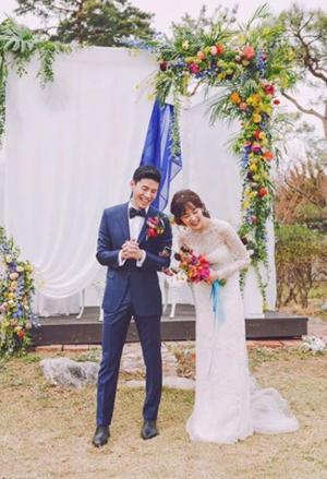 김무열♥윤승아, 과거 결혼식 사진 새삼 화제…‘벌써 결혼 3주년’