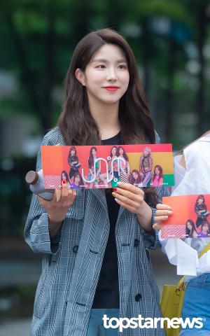 [HD포토] 유니티 (UNI.T) 지엔, ‘유니티로 첫 출근!’ (뮤직뱅크)