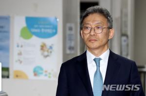 안태근, “만취해 성추행 인식없어” 서지현 보복인사 혐의 부인