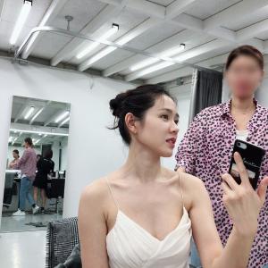 ‘밥 잘 사주는 예쁜 누나’ 손예진, 종영 달래는 SNS 사진…‘보고싶은 진아’